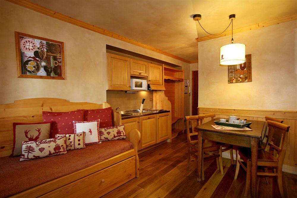 B&B Residence Checrouit 쿠르마예 외부 사진